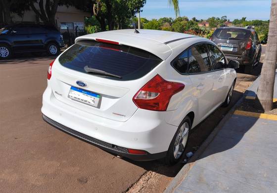 FORD FOCUS 1.6 SE 16V FLEX 4P POWERSHIFT